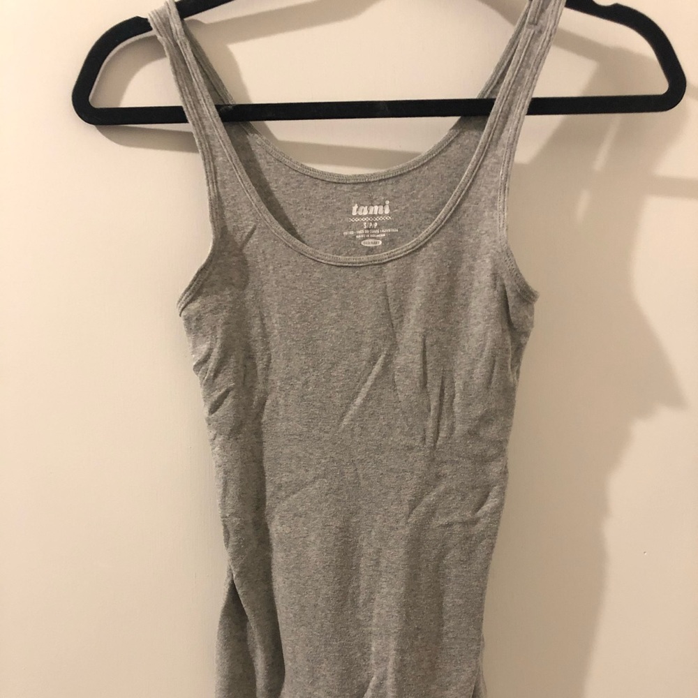 Grey tank top
